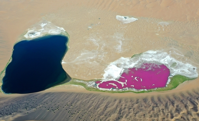 【“飞阅”中国】惊艳！航拍巴丹吉林沙漠彩色湖泊